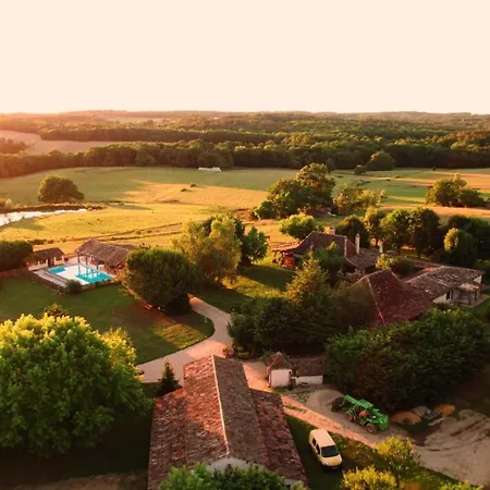 Maison d'hôtes Domaine De La Mouthe 4*