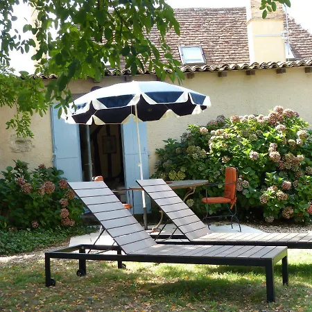 Domaine De La Mouthe 4*