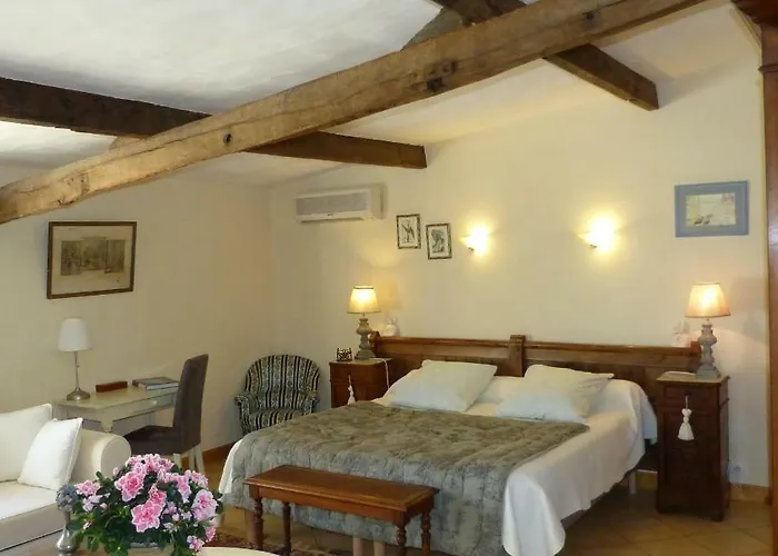 Domaine De La Mouthe Saint-Rémy